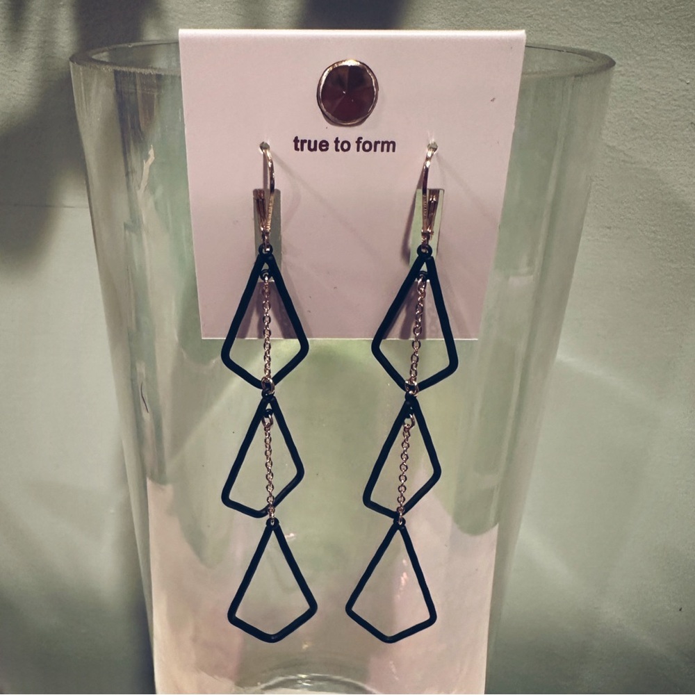 [ 2 FOR $25 ] PRETTY GEOMETRIC BLACK & GOLD LONG DANGLE EARRINGS